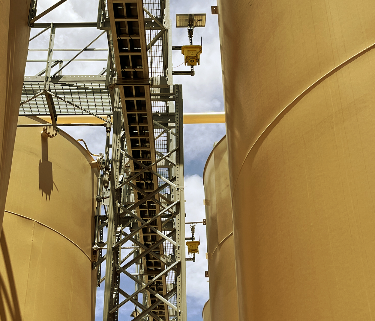 solutions reliable solar powered cropped